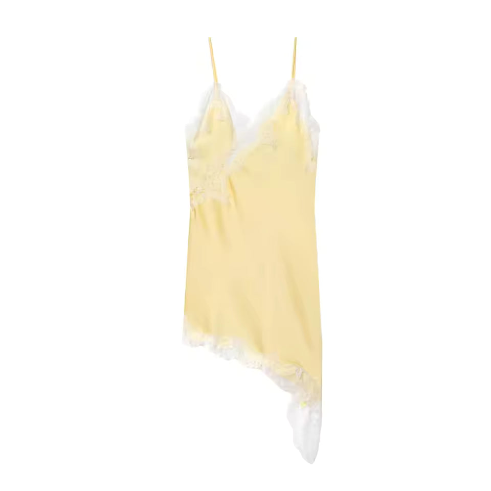 Robe nuisette en dentelle